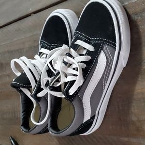 Vans black and grey toddler shoes size 11c